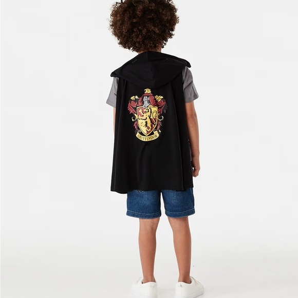 New Harry Potter License Character Cape T-shirt - Picture 7 of 9